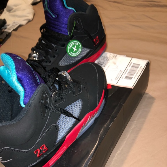 Jordan 5’s “GRAPE” - Picture 2 of 3